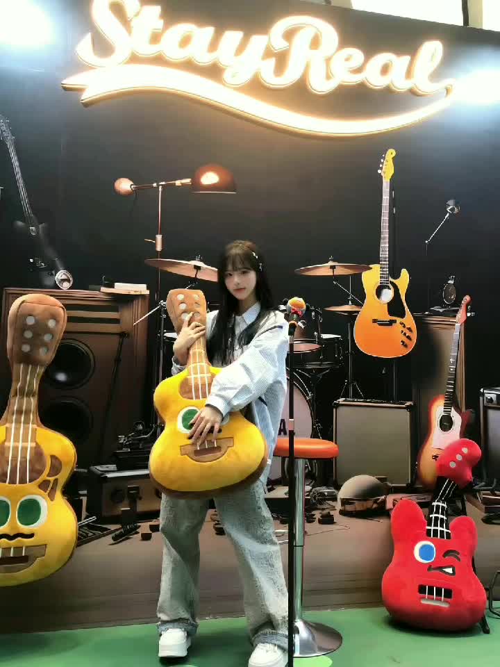 @minaalisson6
