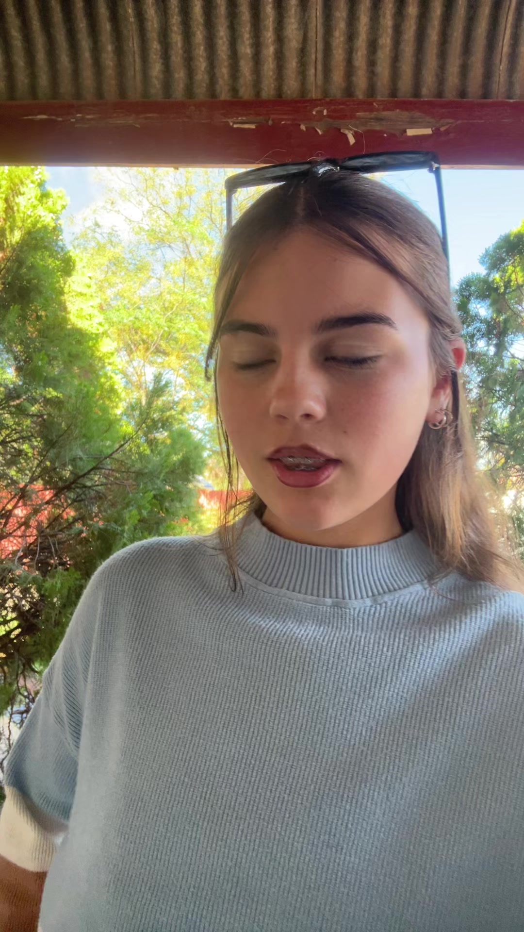@lillyhurrell