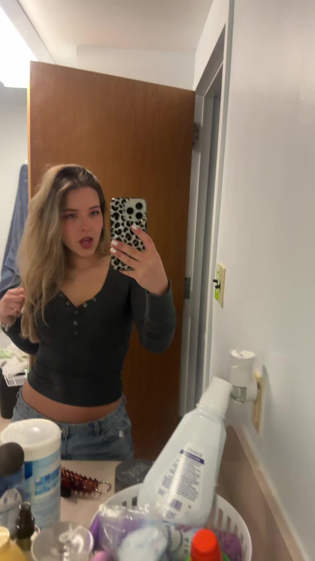@ava