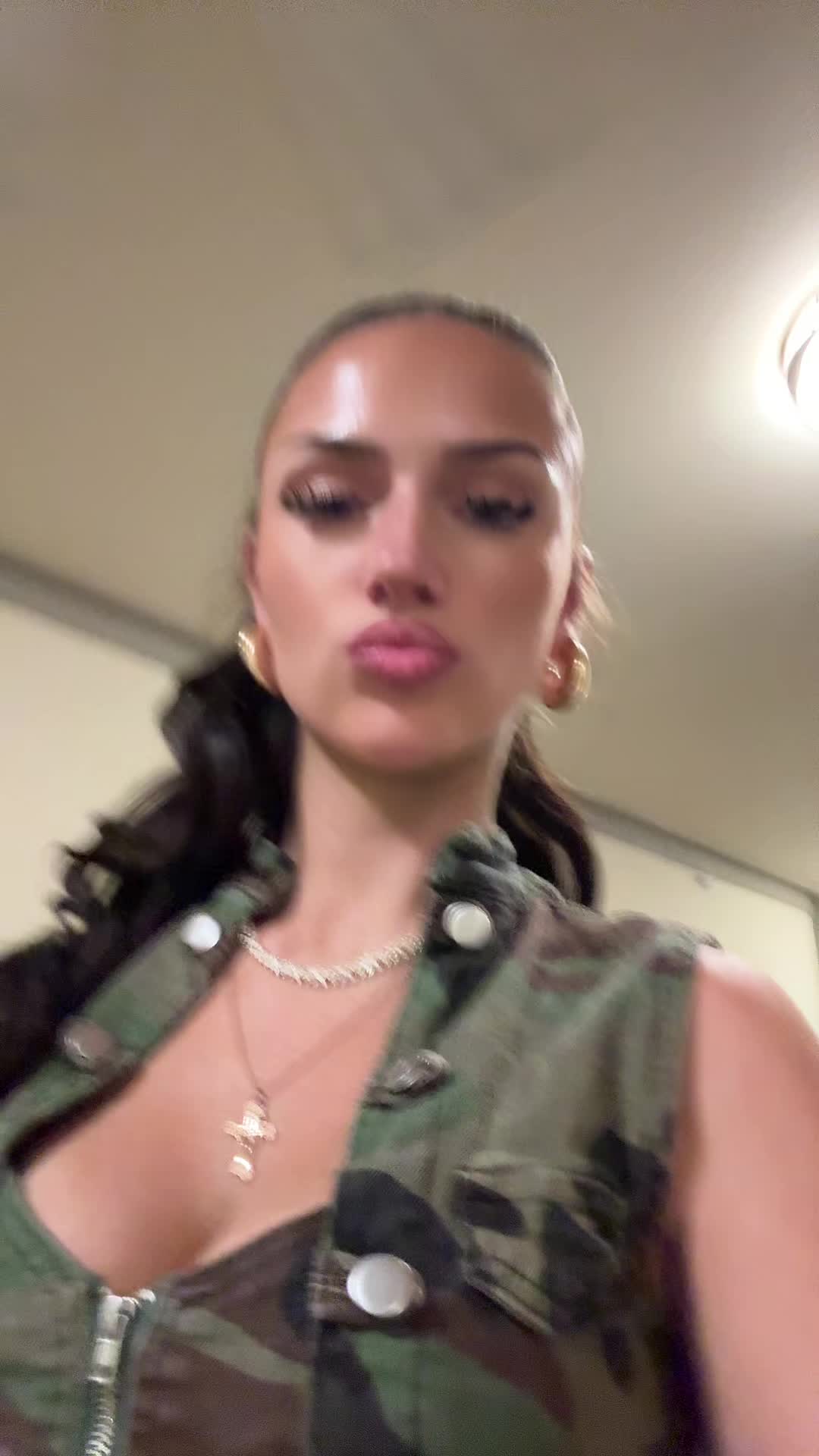 @BigLiz