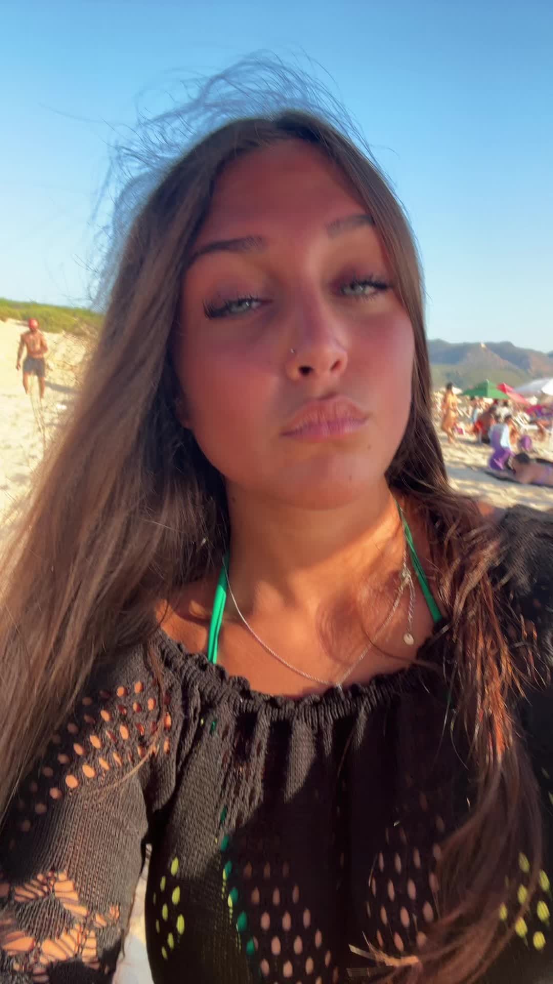 @𝑀𝒾𝒸𝒽𝑒𝓁𝓁𝑒🦋
