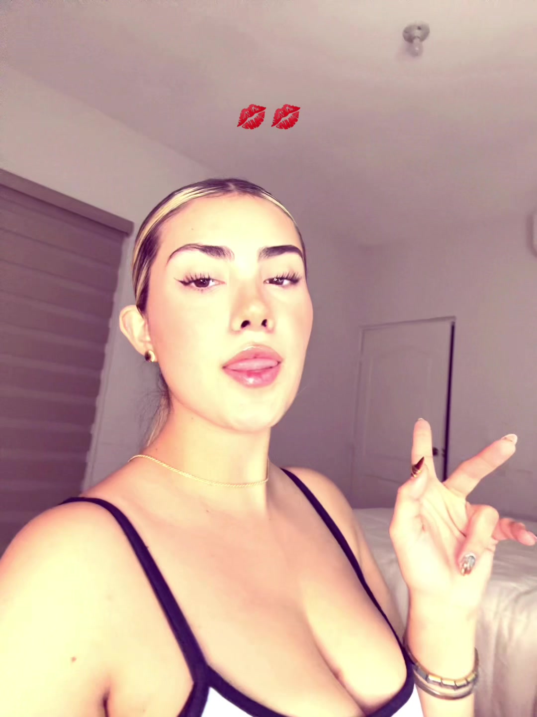 @AbigahilVega🧚🏻🍉🫧