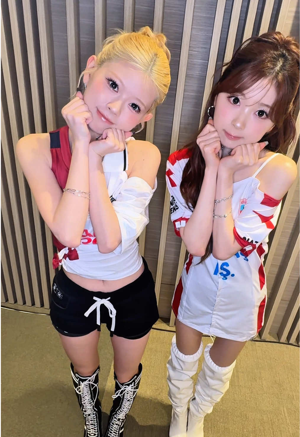 @NiziU
