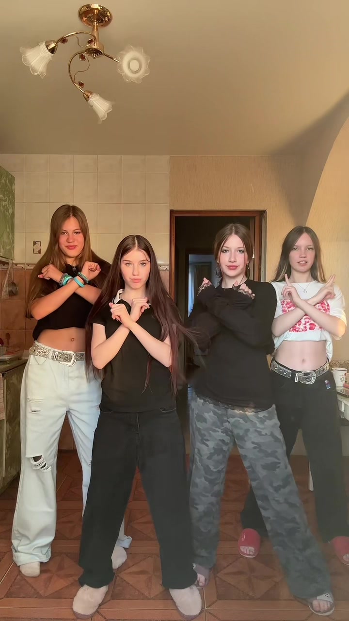 @Машкаа
