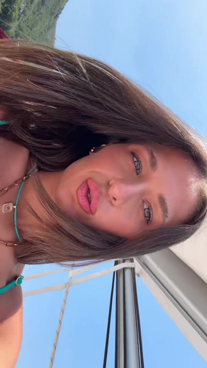 @rebecca🦩