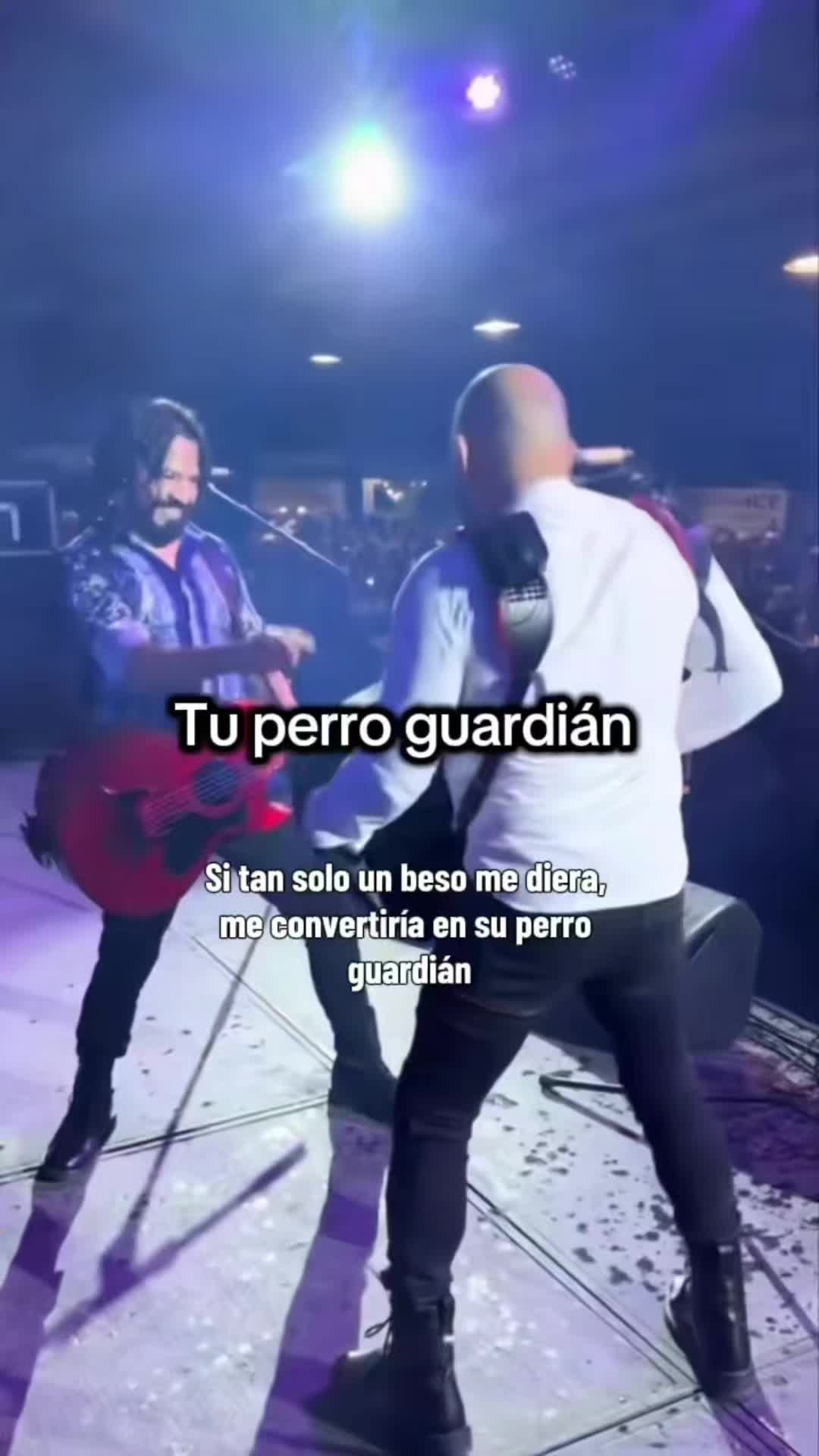 @3lbellodurmiente