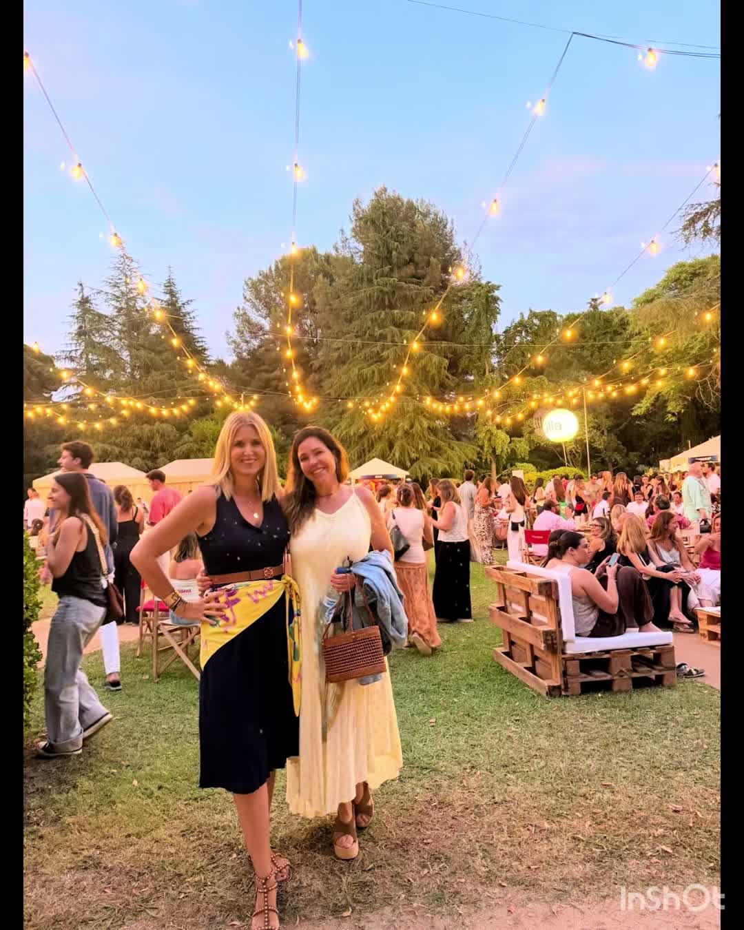 @Anuskitastylist