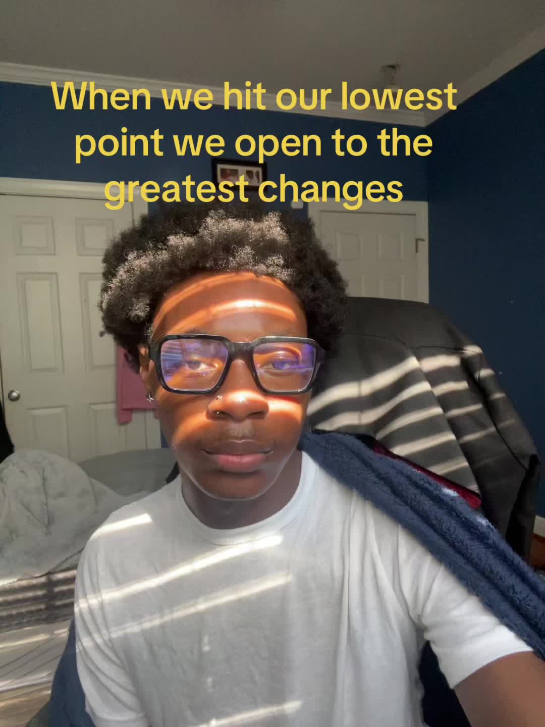@M O B