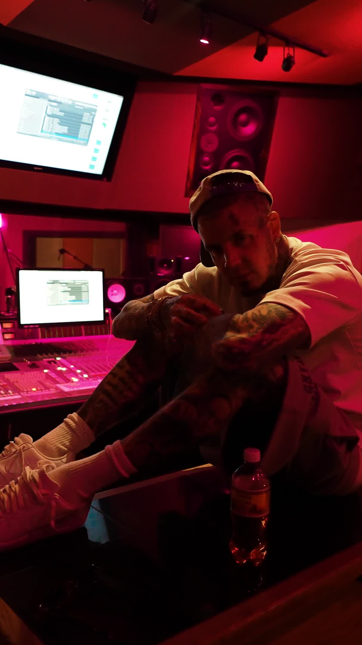 @Millyz