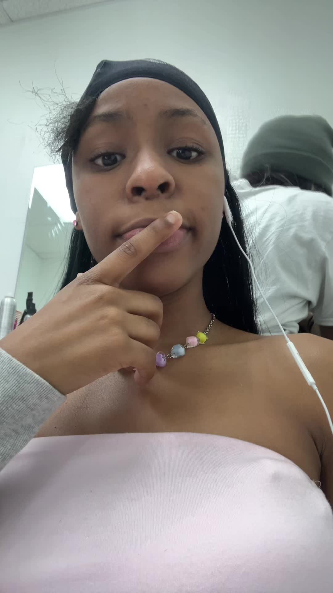 @bomb.com