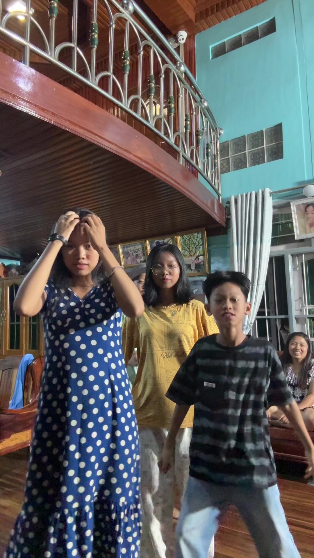 @Thu Zar