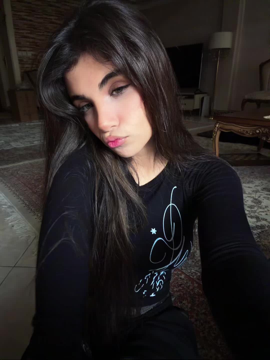 @neeg1n