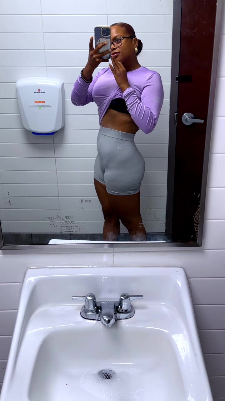 @Fresitard25👿🥺🥶
