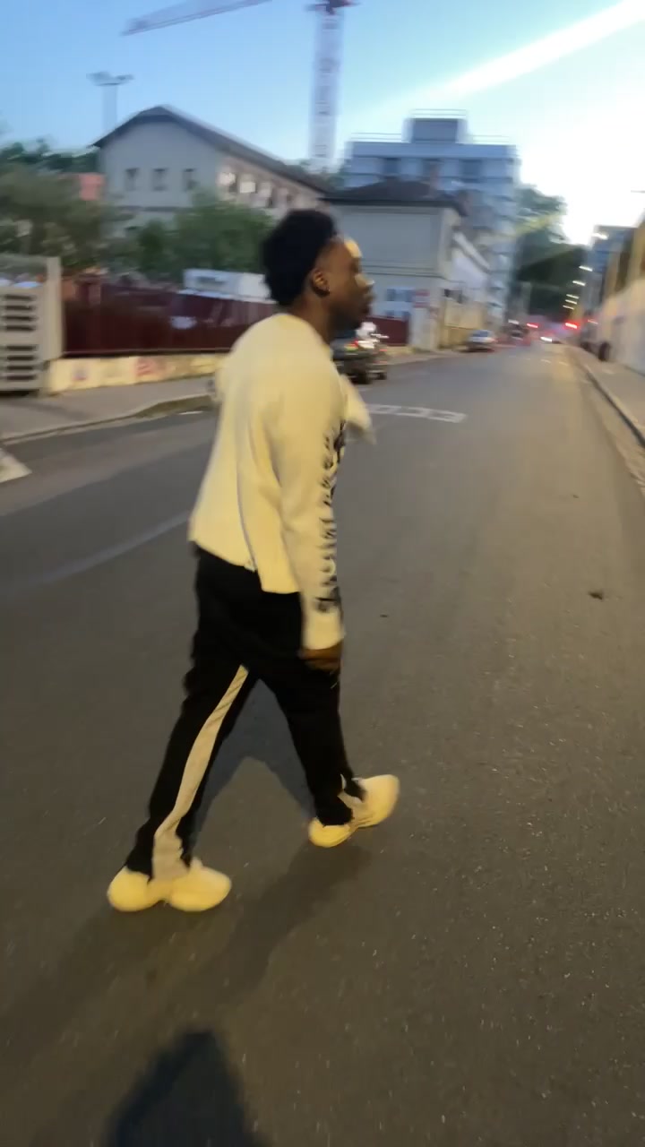 @skodri_