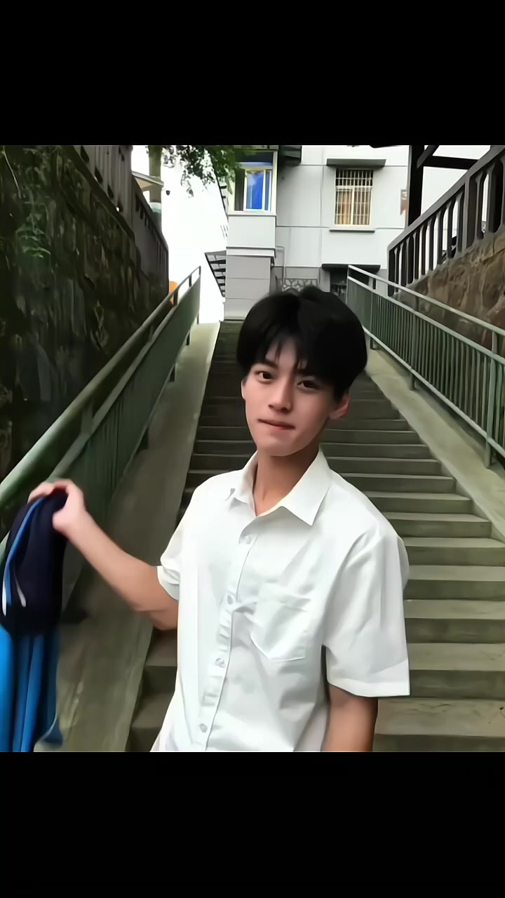 @ALEXANDRE