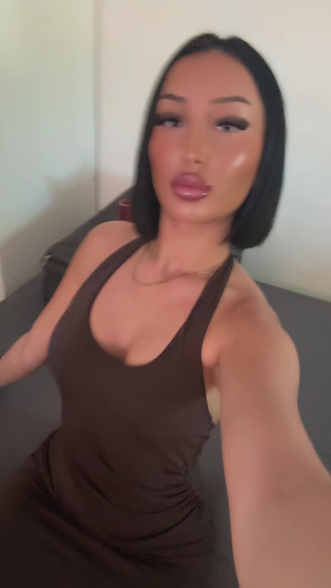 @nela