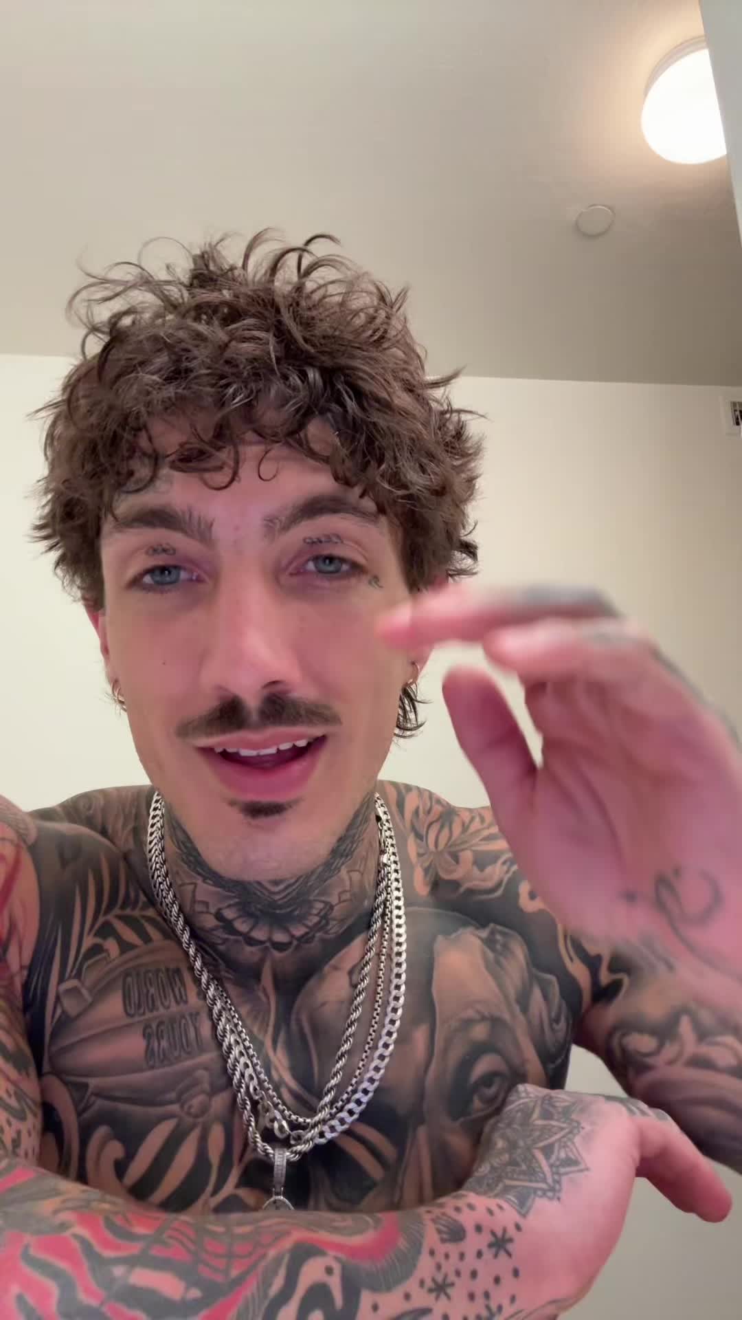 @deanothebarber