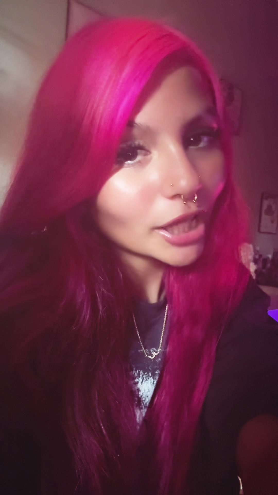 @liliyanaaaa