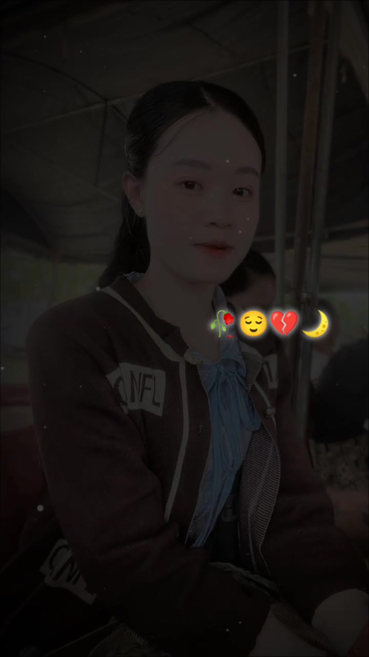 @2004ຫ້ຼາເດີ້🇱🇦💞🥀