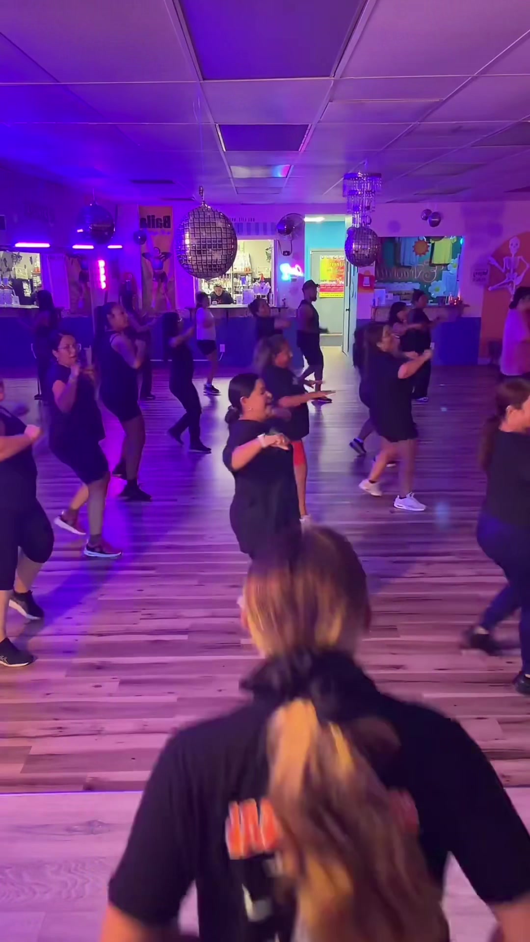 @Baila con Steph
