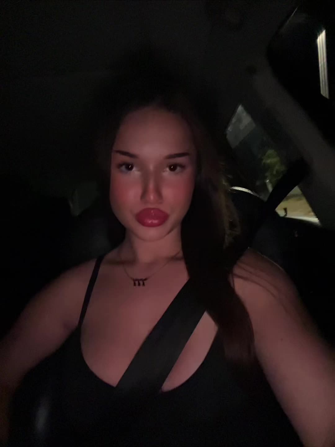 @🥥