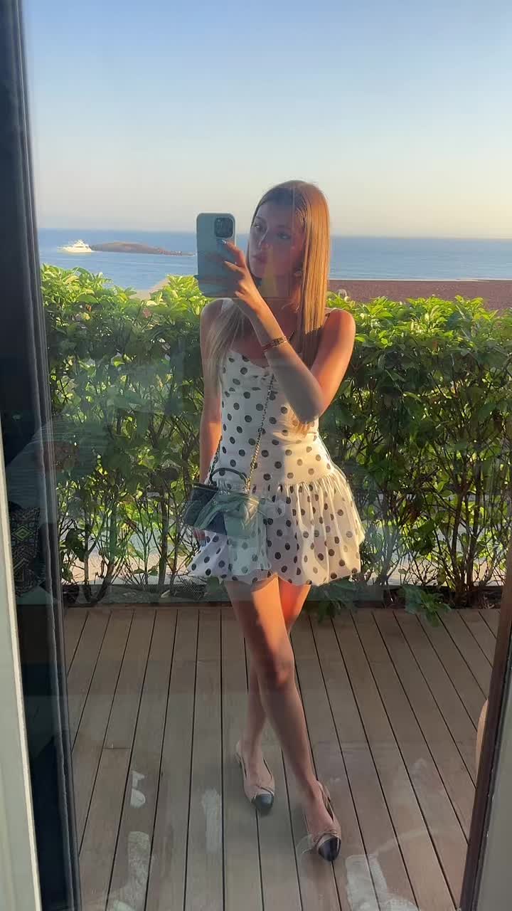 @elaaa