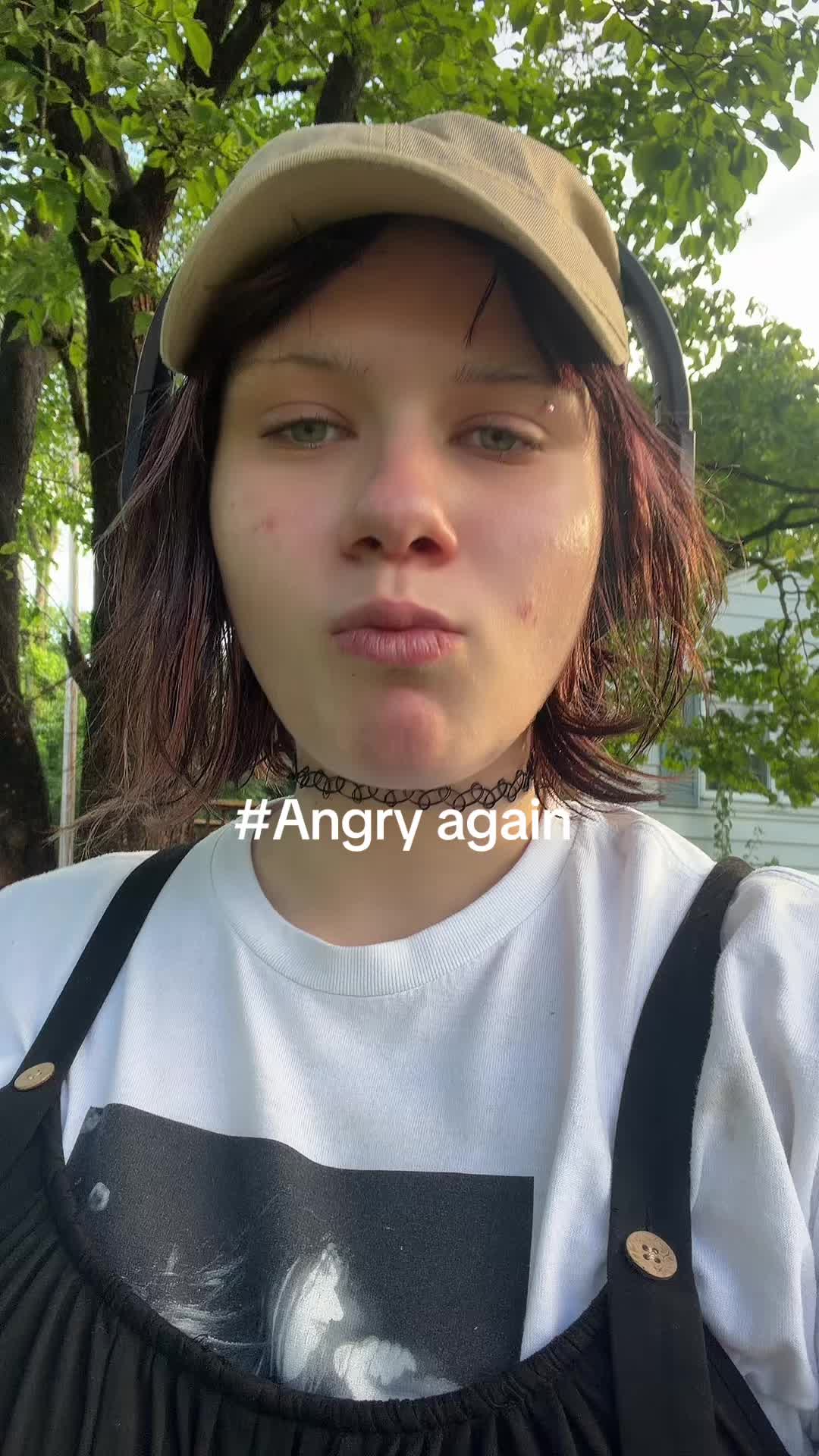 @🥸