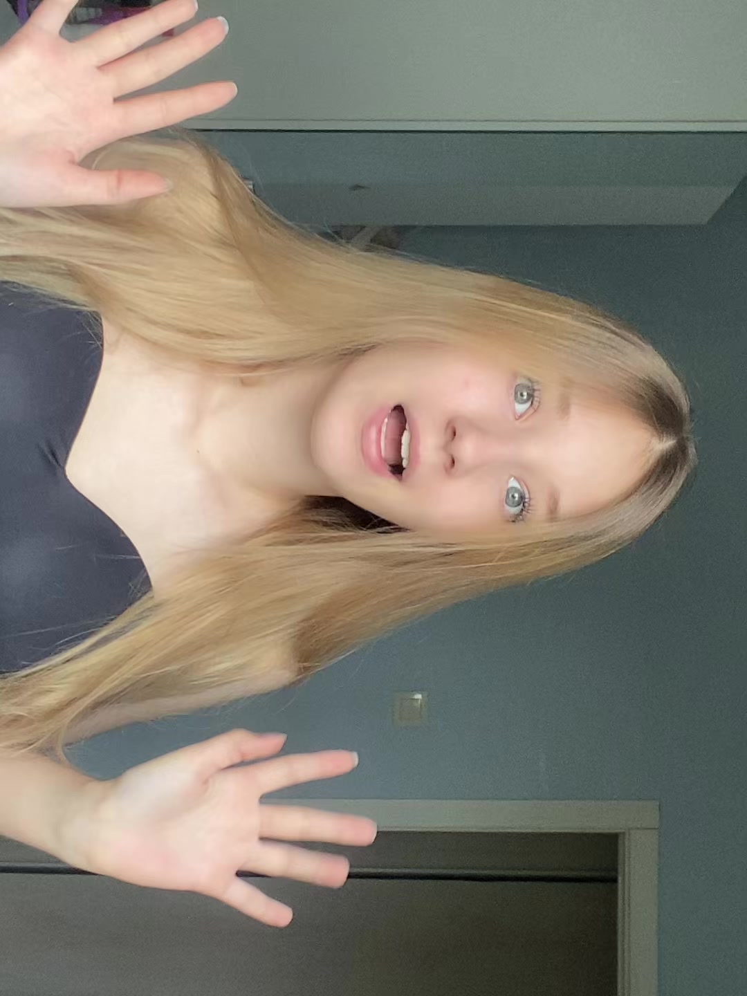 @Утюг