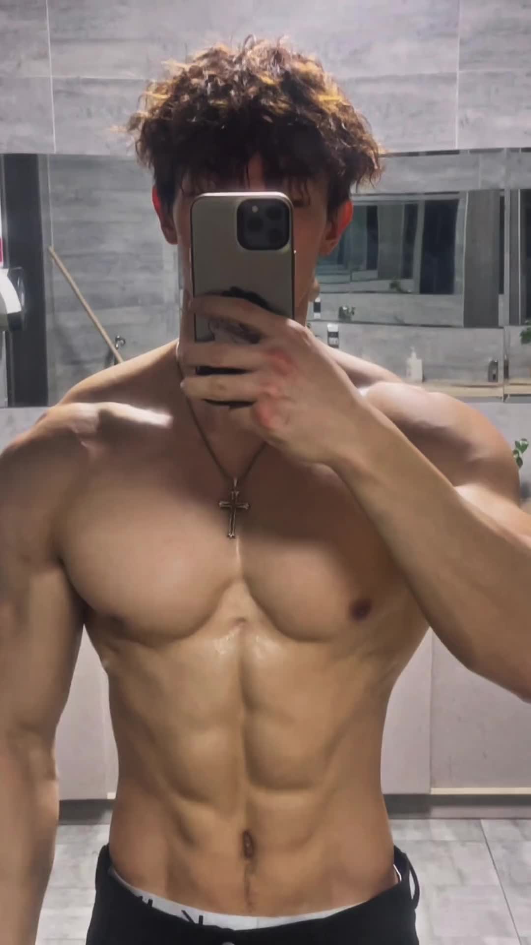 @𝐤𝐚𝐢𝐳𝐞𝐧