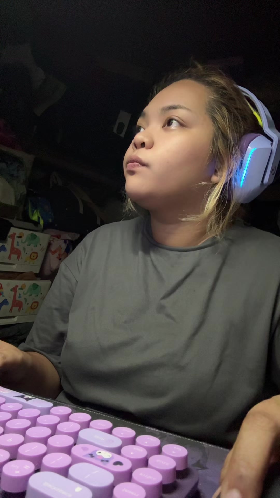 @heyitshangg