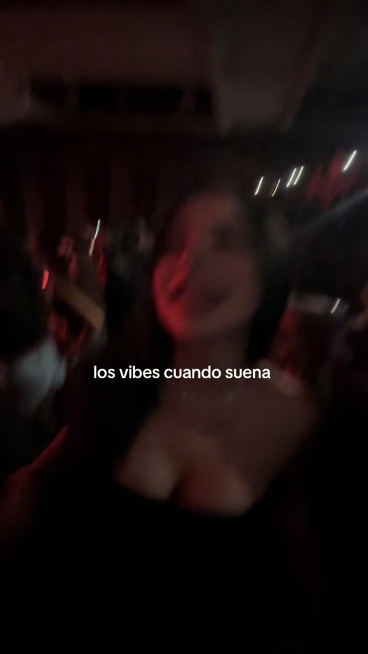 @vickyguez