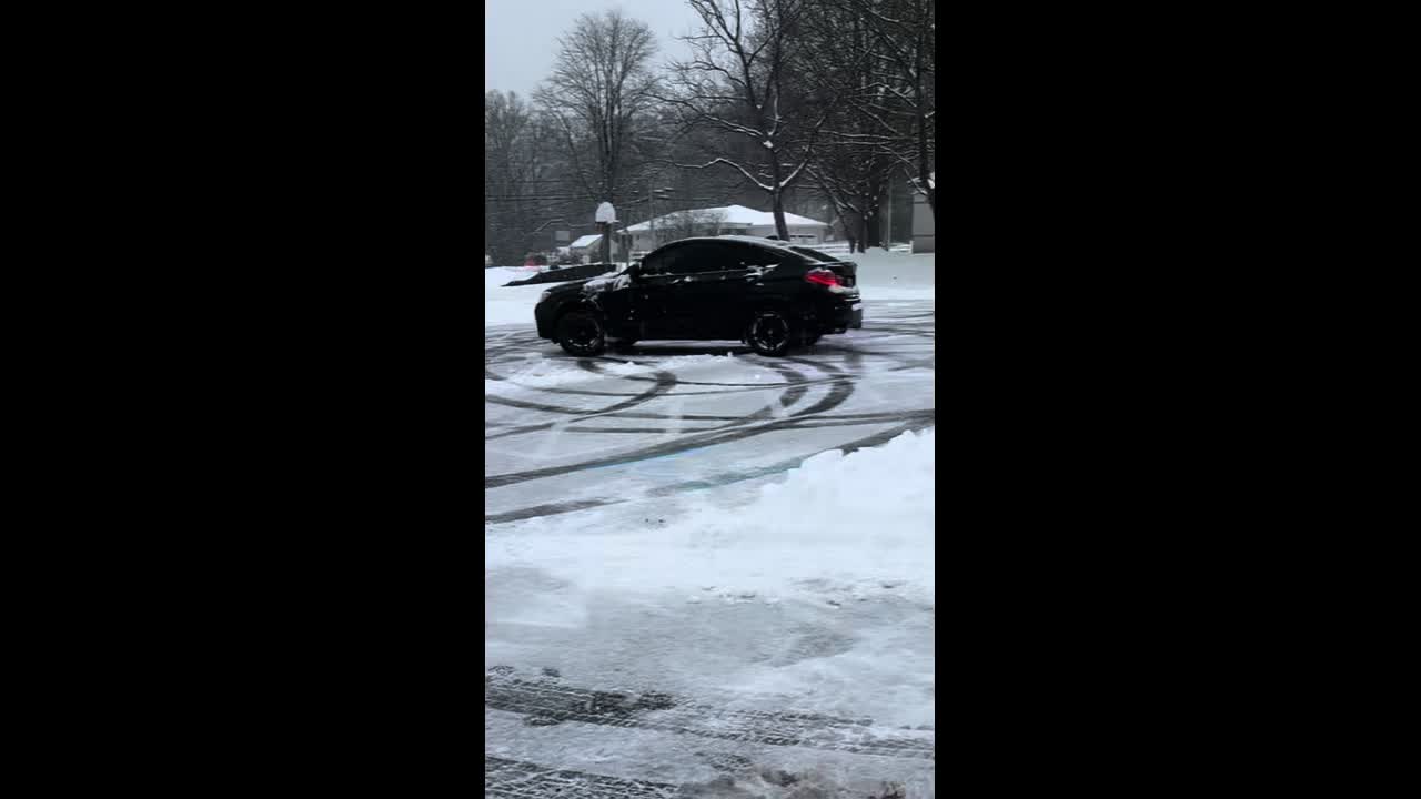 @Tj