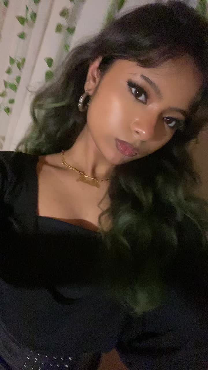 @:3