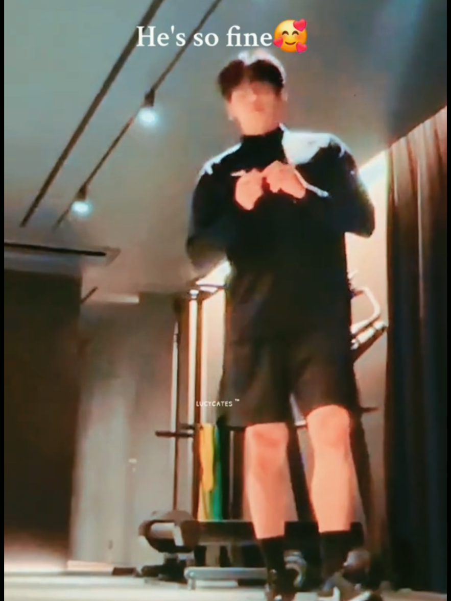 @Lucy Grey⁷