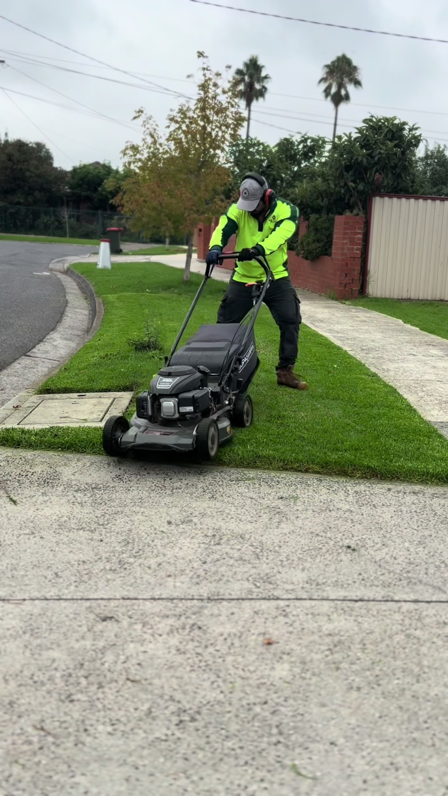 @shubylawnandgardens