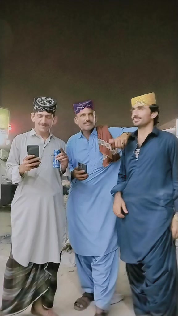 @🇦🇪✈️🇵🇰کنگ بوس سرور جکرانی