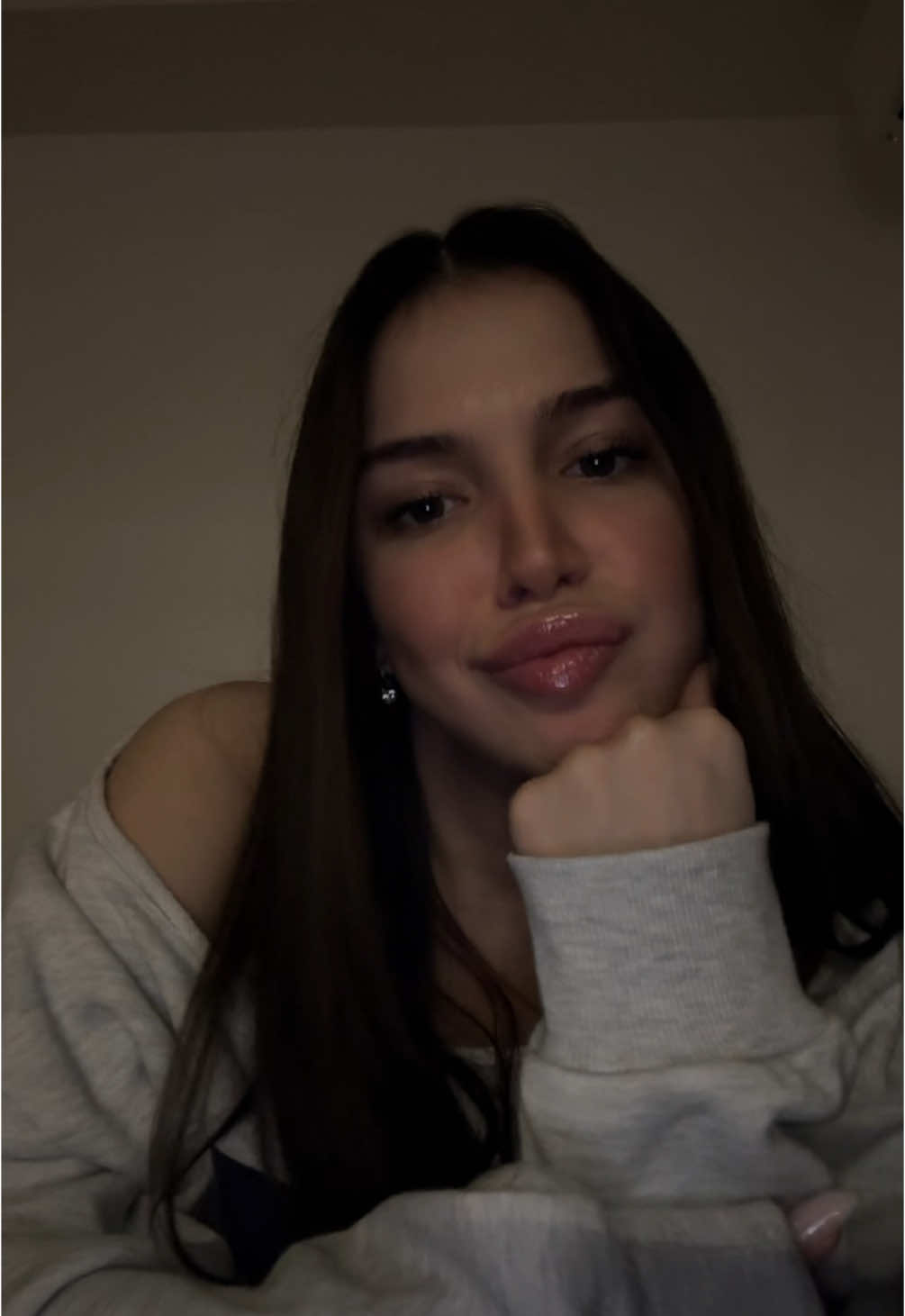 @isidora