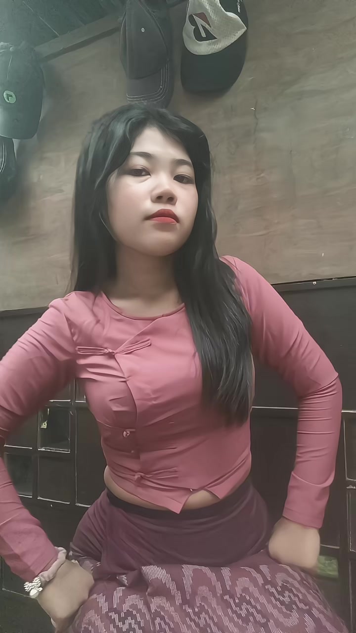 @Hnin Mooh Mooh Khing🖤