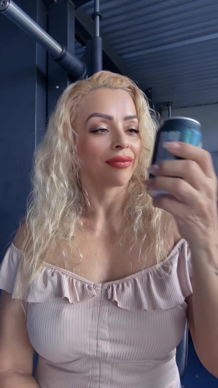 @juanaliff