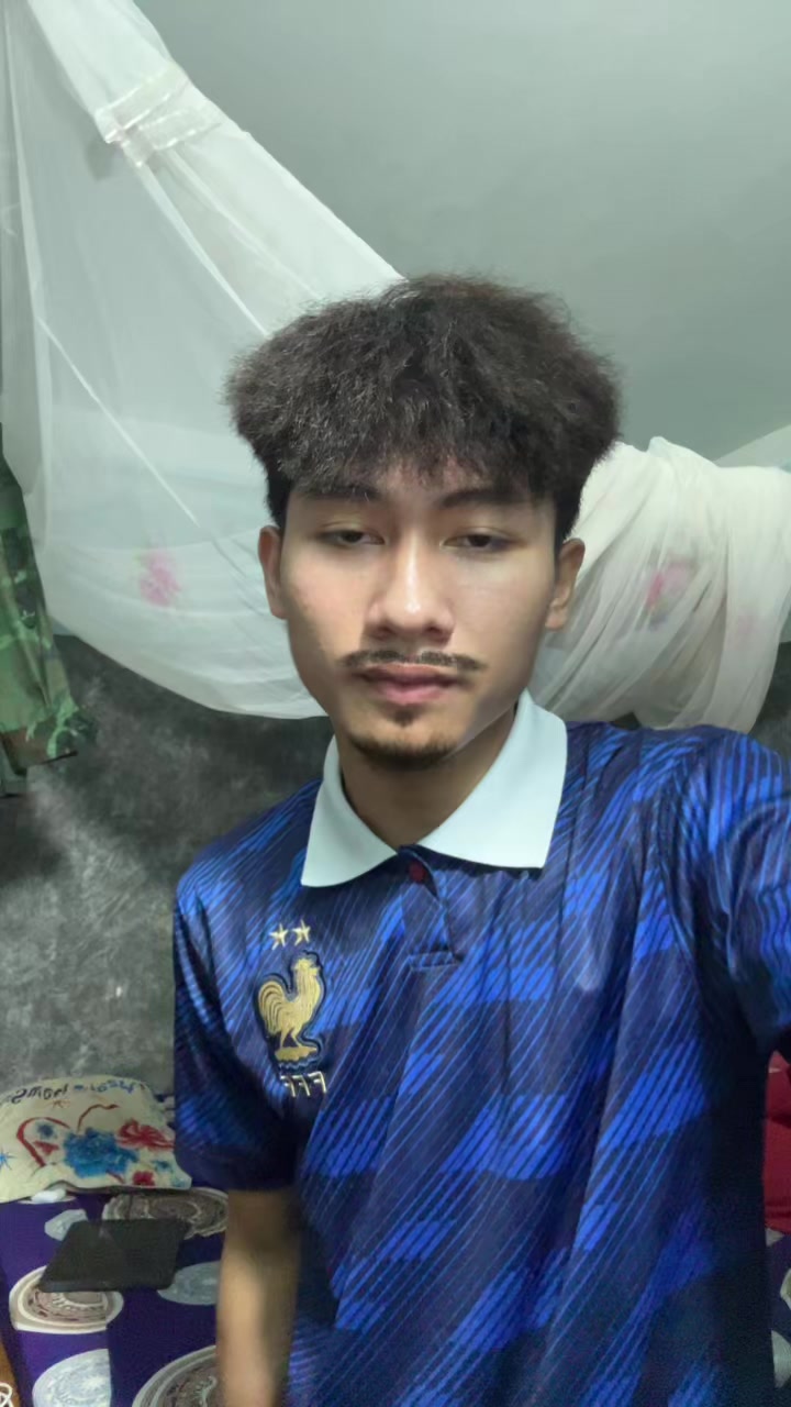 @T