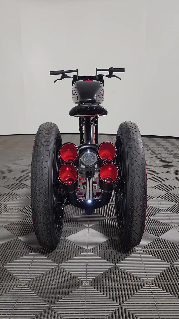 @Jrat Custom E-Bikes