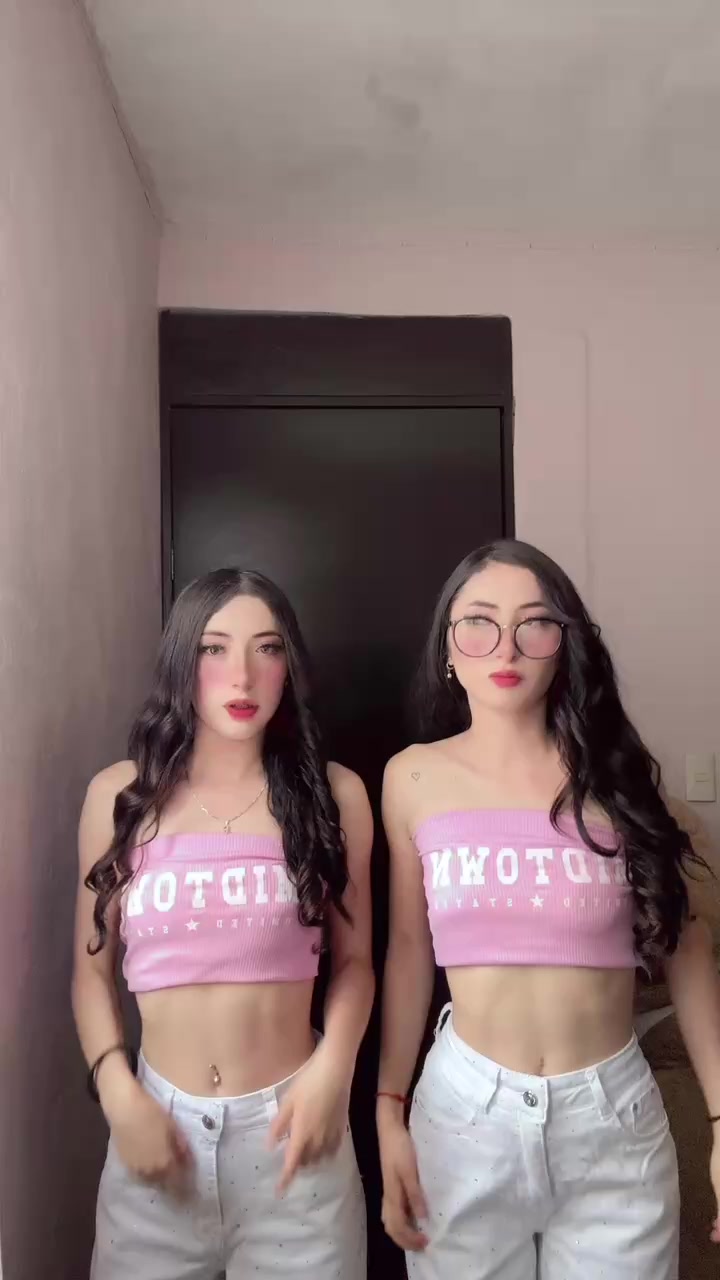 @Mellydanny
