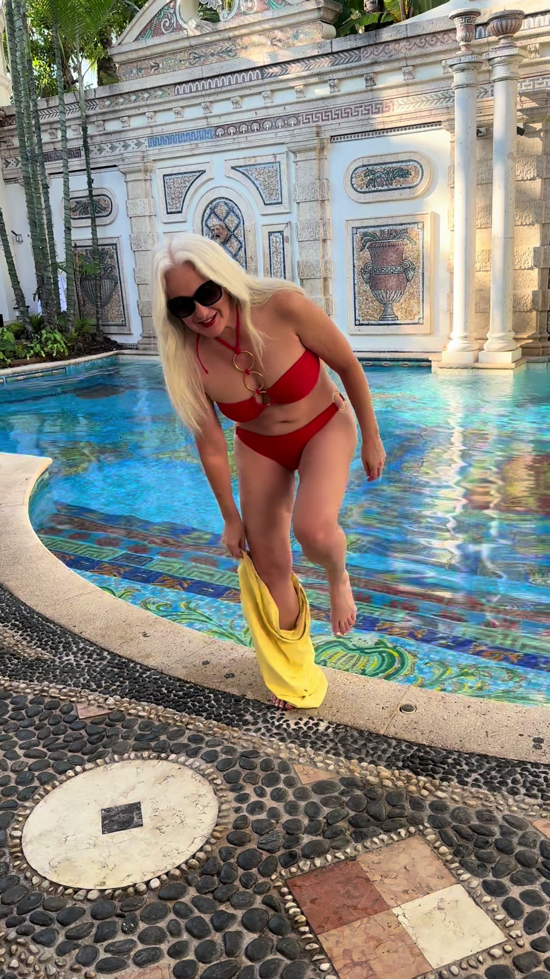 @bombshellnurseofficial