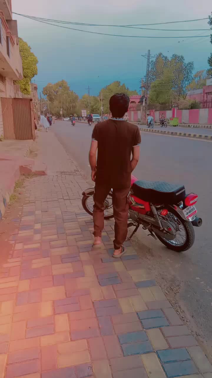 @Aqeel Ansari...💢🫥