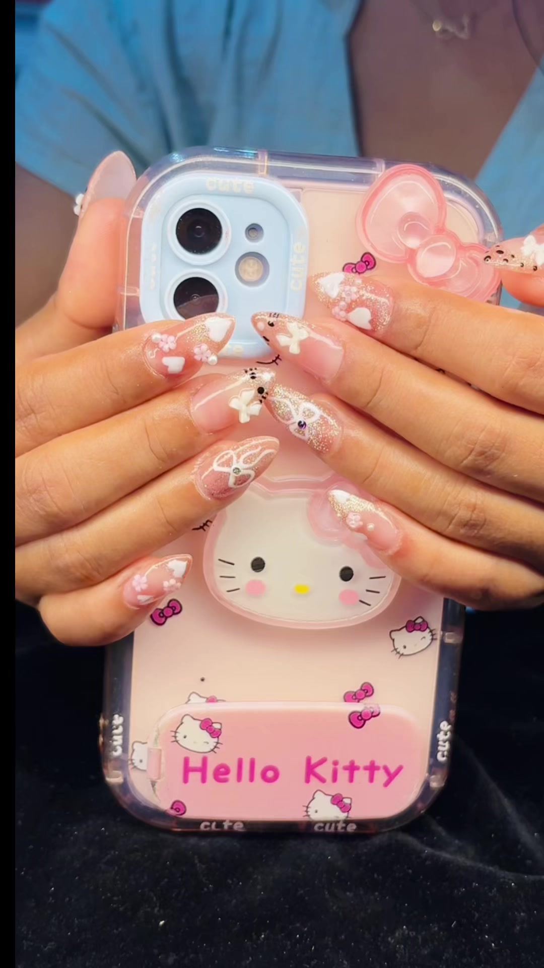 @QUEEN BEAUTY SALON & AACDEMY