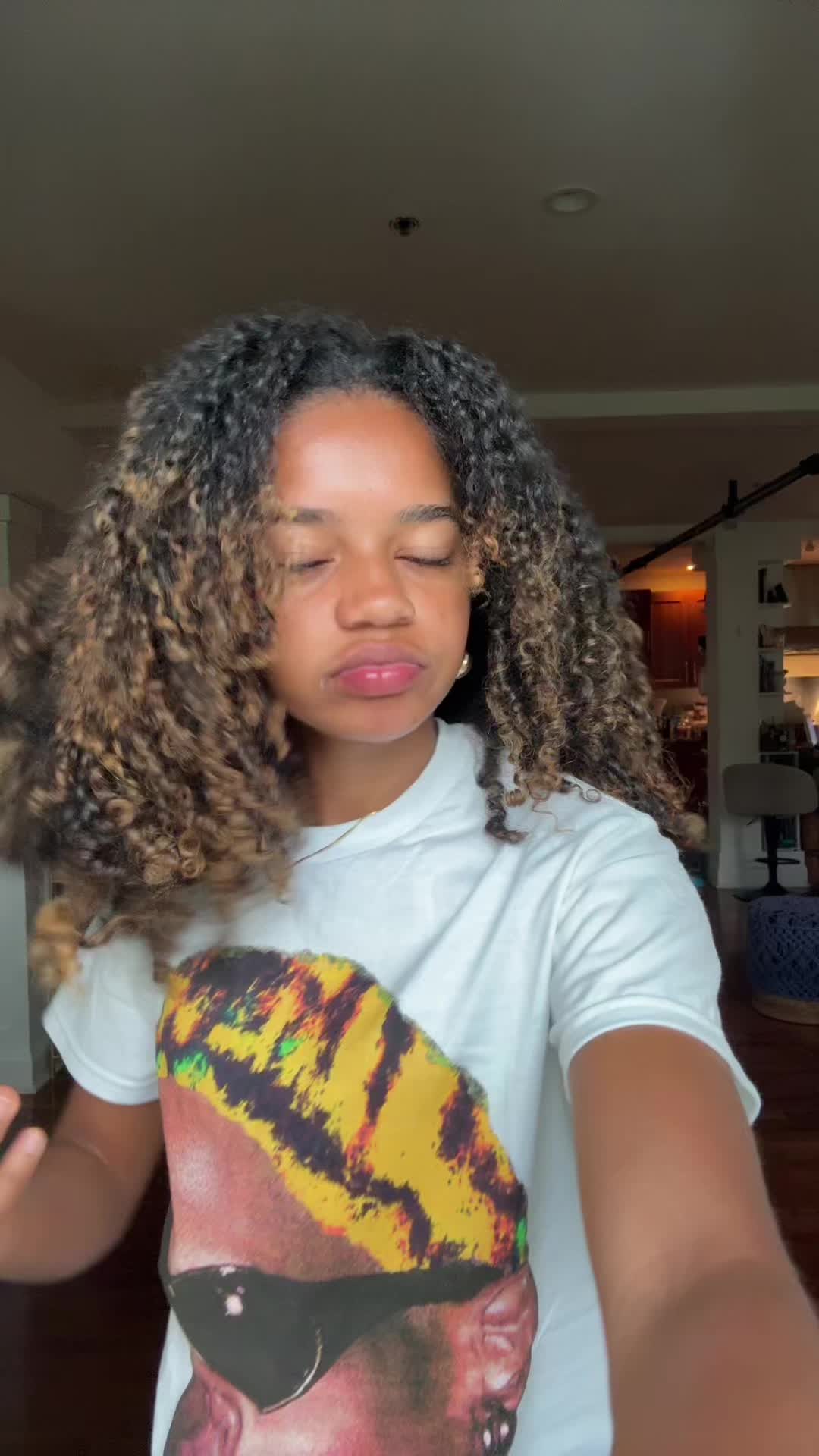 @Yanii