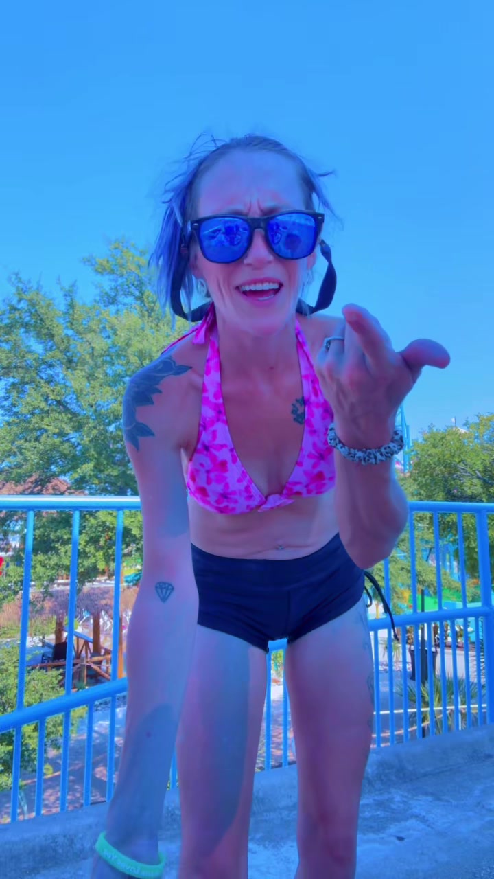 @Britt👑🤪✌️