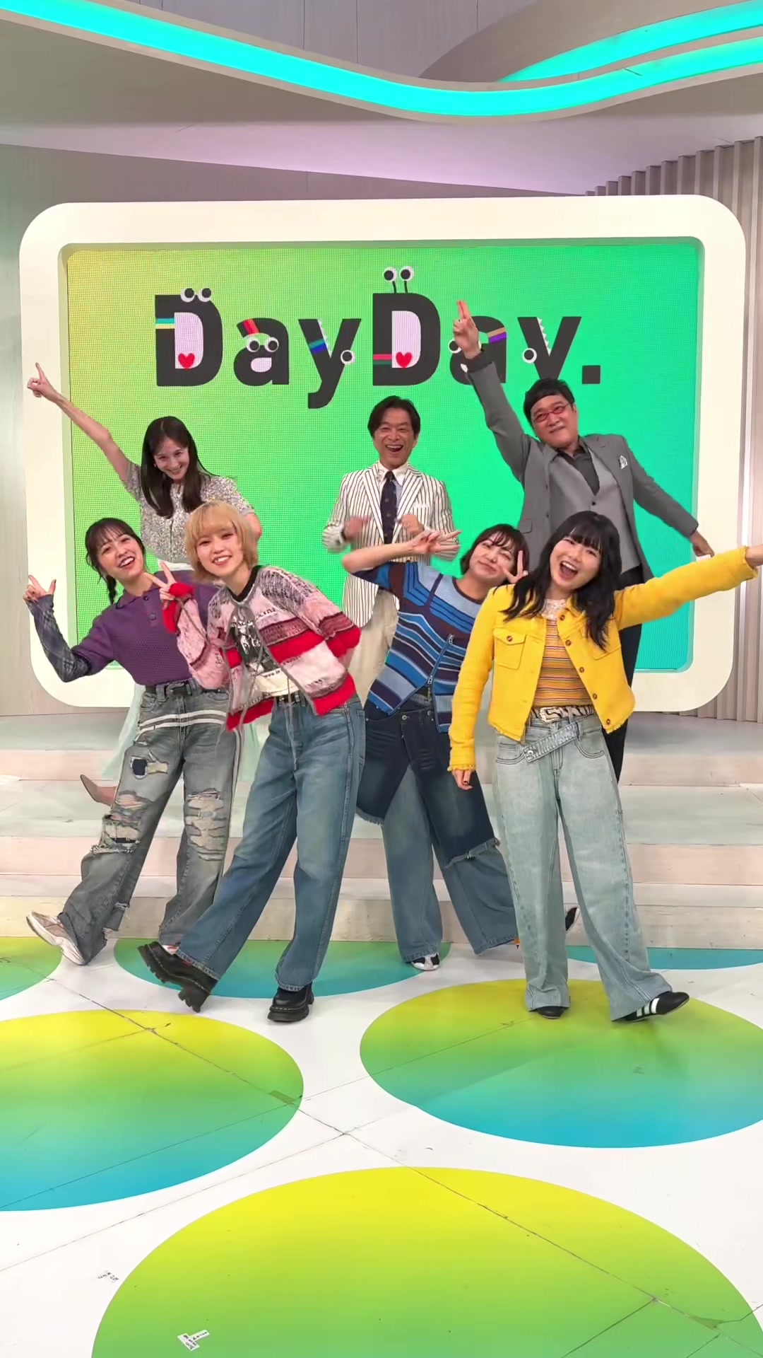 @DayDay.公式