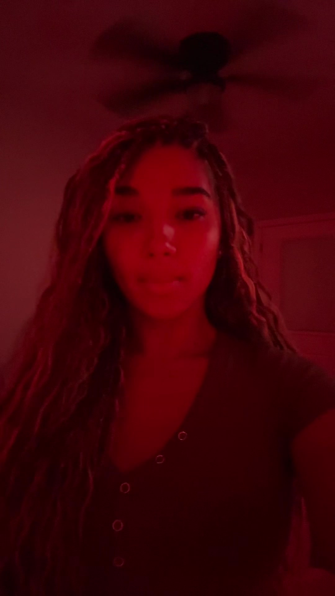 @lightsknbaddie