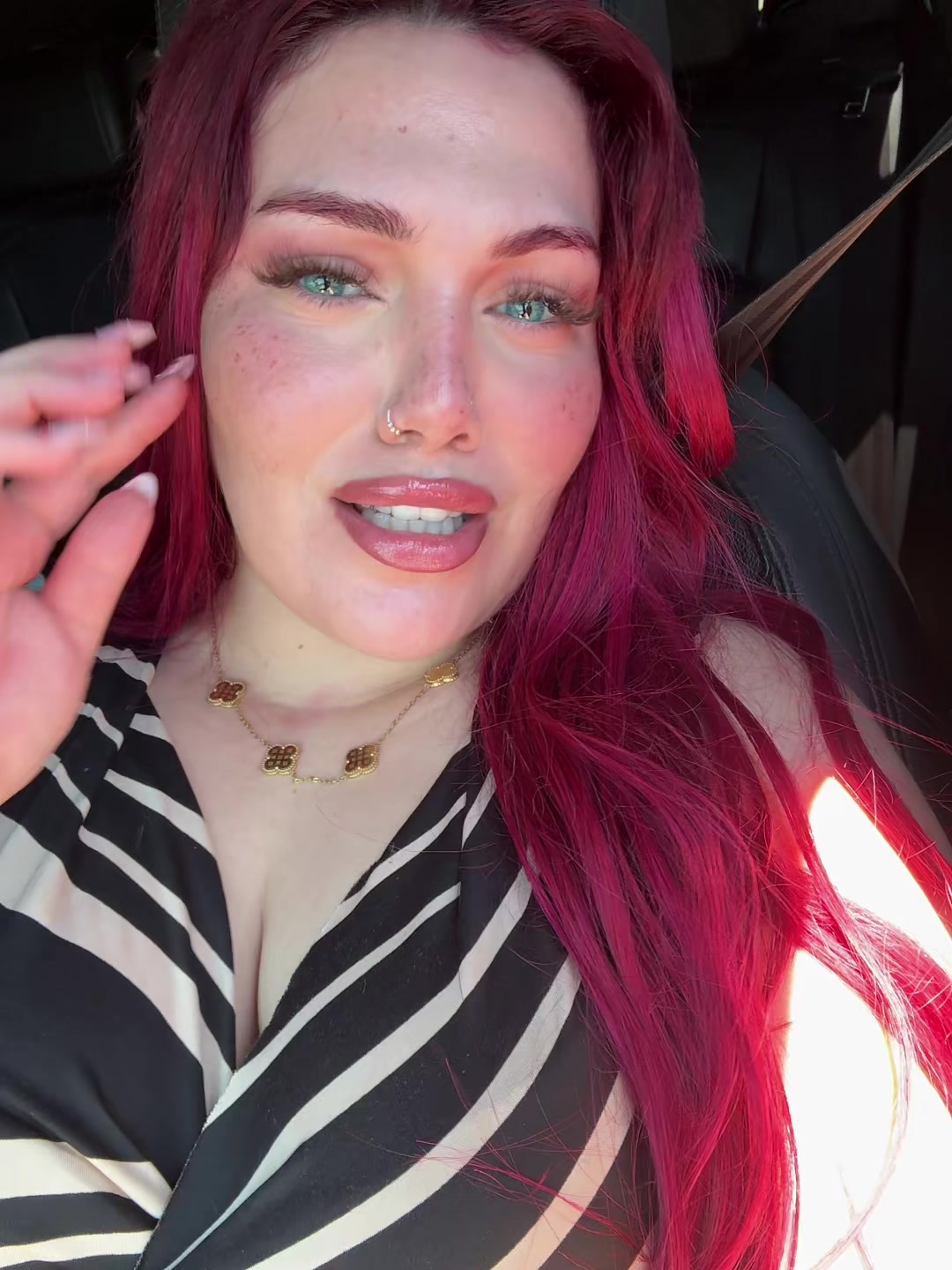 @ⵣ🇩🇿HElENA🌞QUEEN&rsquo;s👑🐦&zwj;🔥ⵣ